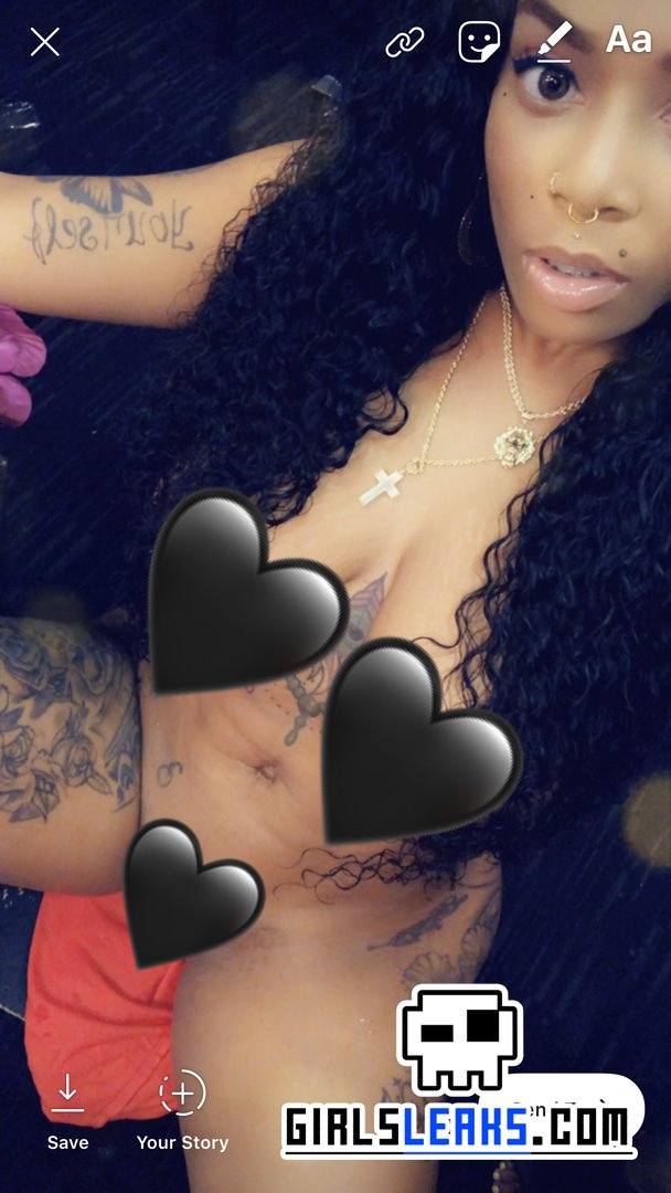 PrettyKezzy202 Naked 1